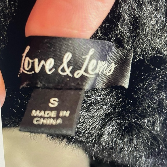 For love of lemons 🍋 sweater - Picture 6 of 11